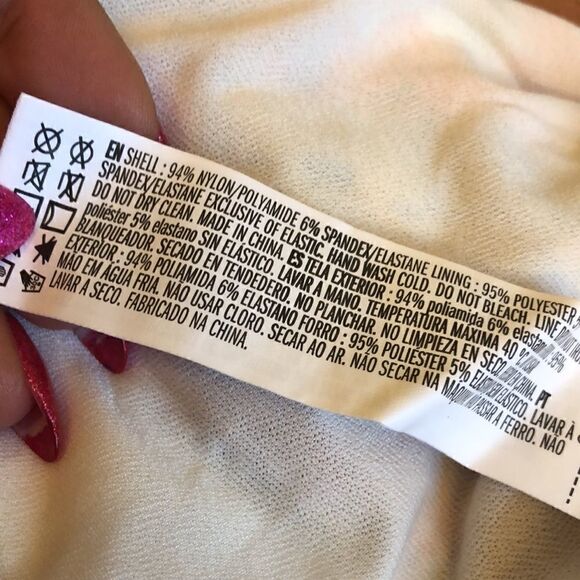 Forever 21 floral tank top spaghetti straps - Picture 4 of 5